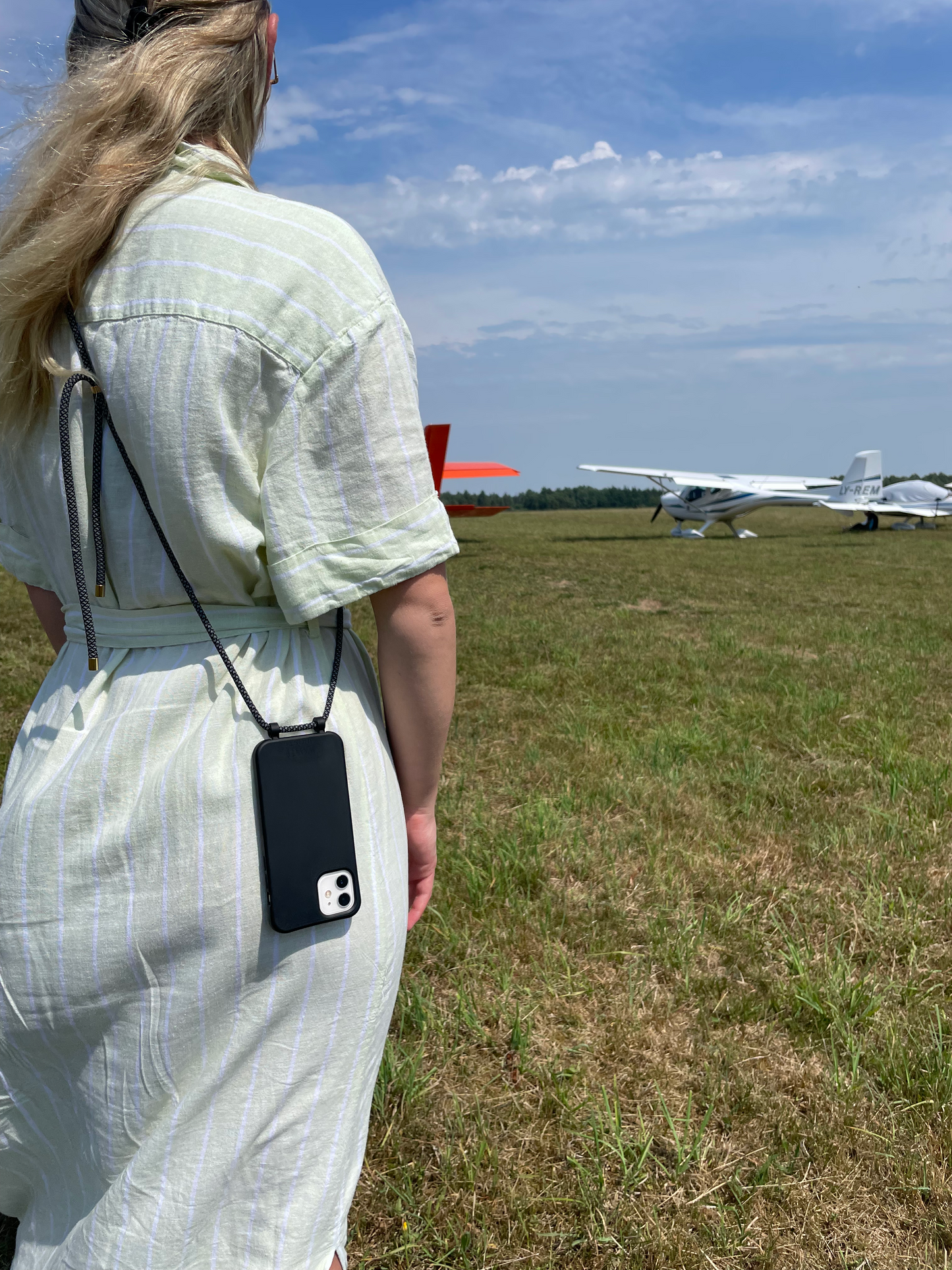 telefono dekliukas su virvele