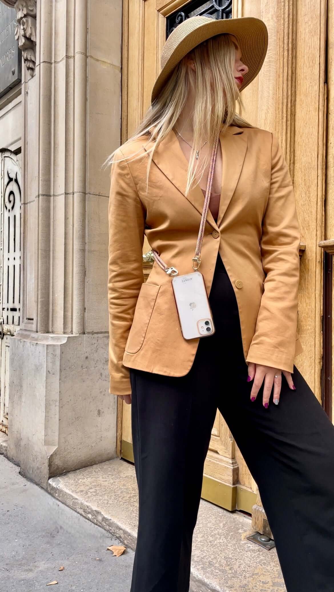 madingas iphone dekliukas